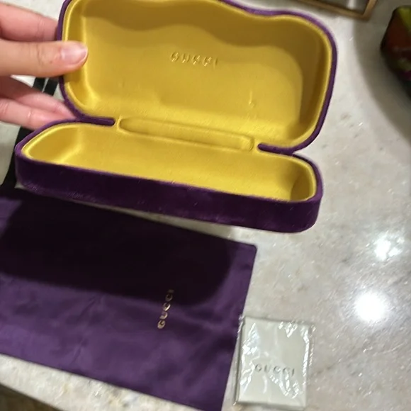 Gucci sunglasses GG0225S - Picture 11 of 17